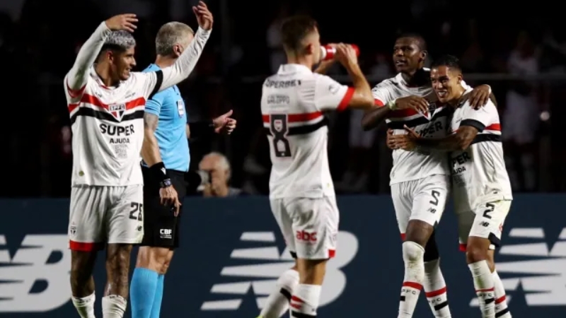 Điểm nhấn chuyên môn trận Sao Paulo vs Atletico Paranaense