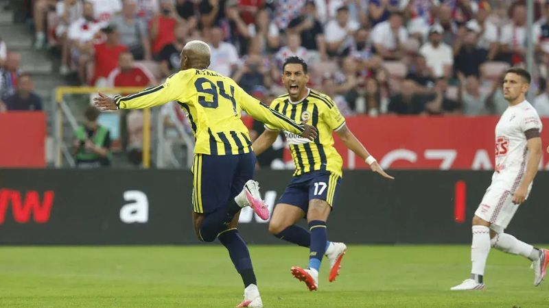 Phân tích chiến thuật trận đấu Fenerbahce vs Sturm Graz